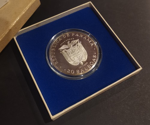 1974 balboas coin sterling - 20,