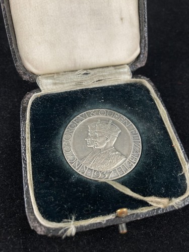Rare vintage silver medallion - silver,